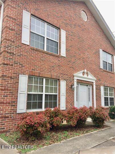 Primary Photo - 203 Sweetgum Ln