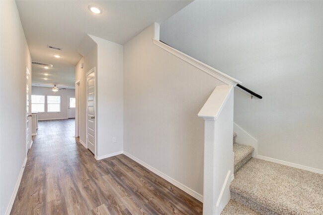 Building Photo - 23242 Wise Walk Dr