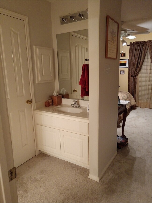 Building Photo - 15222 Holland Fields Cir