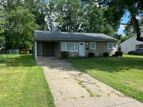 Building Photo - 13605 Greystone Ave
