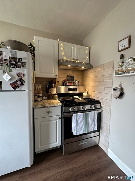 Building Photo - 383 Davis St