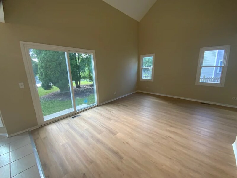Building Photo - 131 Brookwood Ln E