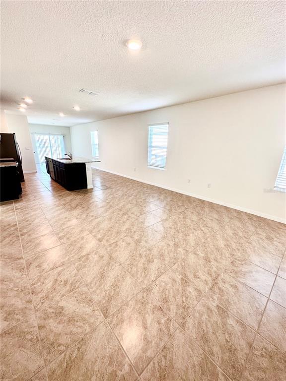 Building Photo - 1020 Chasetree Ln
