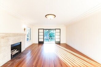 Building Photo - 1066  S Genesee-