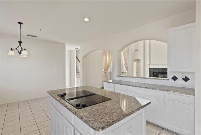 Building Photo - 1313 Bradbury Dr