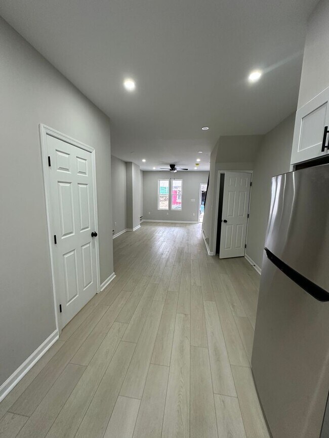 Building Photo - Beautiful Newly Renovated 3 Bedroom Home Now Available in East Parkside