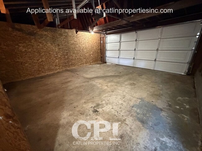 Building Photo - 1921 Teresa Way