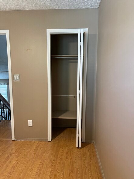 Building Photo - 835 Tammany Dr