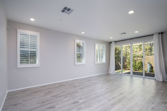 Building Photo - 11798 Glenridge Rd