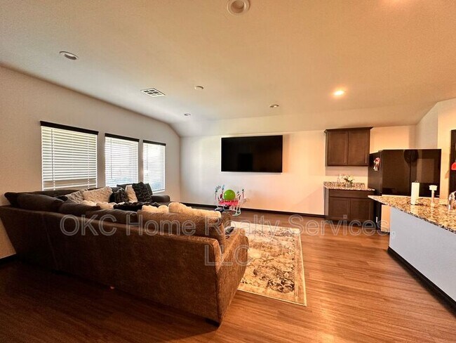 Building Photo - 4416 Colt Dr