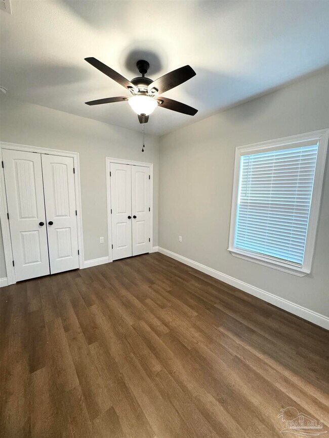 Building Photo - 3294 Damon Dr