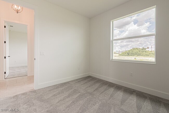 Building Photo - 4155 NW 38th St