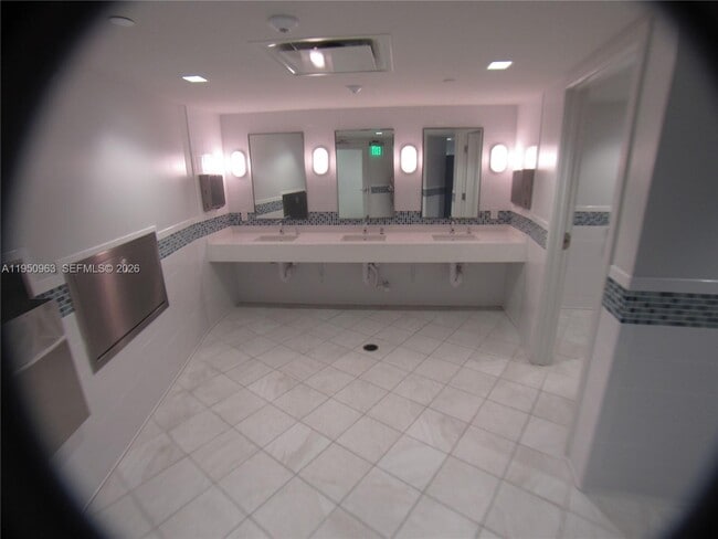 Building Photo - 500 Three Islands Boulevard