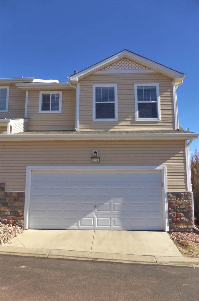 Building Photo - 8051 Elk River View