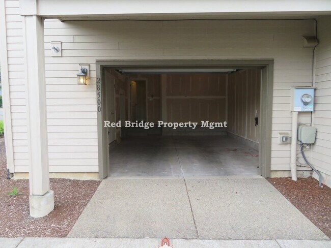 Building Photo - 28500 SW Villebois Dr N