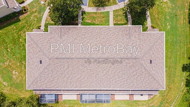 Building Photo - 15706 Fishhawk Falls Dr