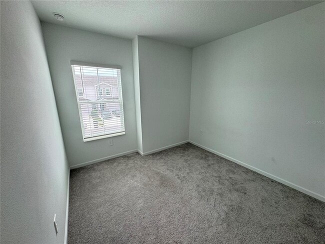 Building Photo - 2959 SAVIOR Ave