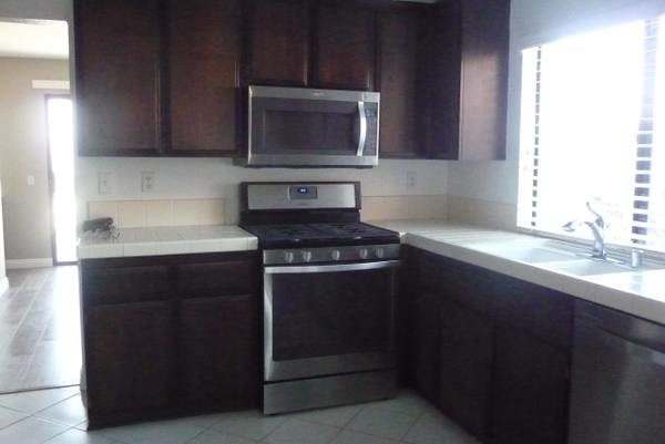 Building Photo - 779 S Ruby Ln