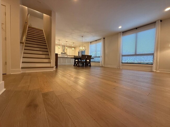 Building Photo - Beautiful 4BR/3.5BA Home in Granger – Spacious & Updated!