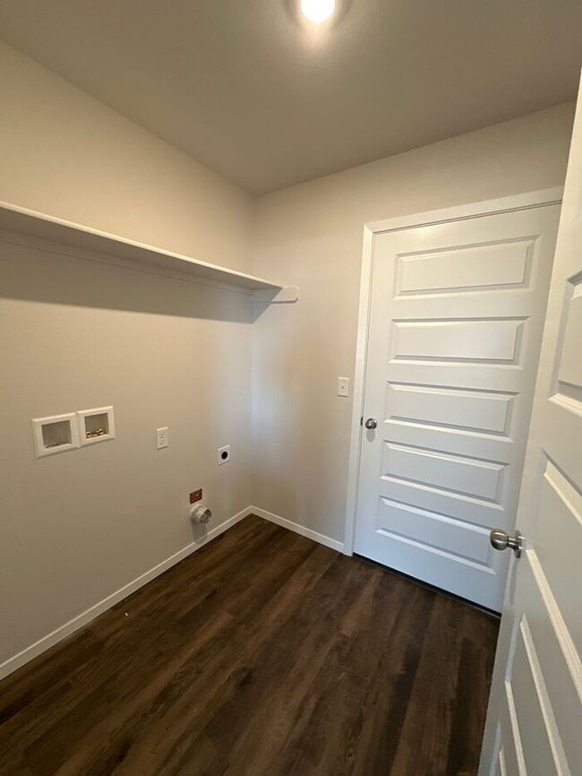 Building Photo - *Pre-leasing* BRAND NEW Three Bedroom | Tw...