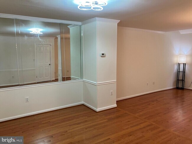 Building Photo - 2131 Dominion Heights Ct