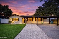 Building Photo - 929 Derbyshire Rd