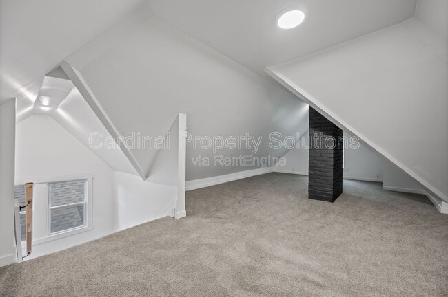 Building Photo - 433 Dorchester Ave