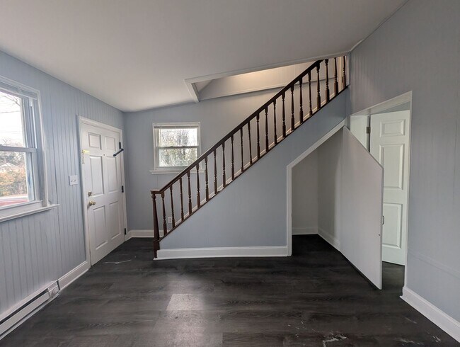 Building Photo - 234 Fisher Ave