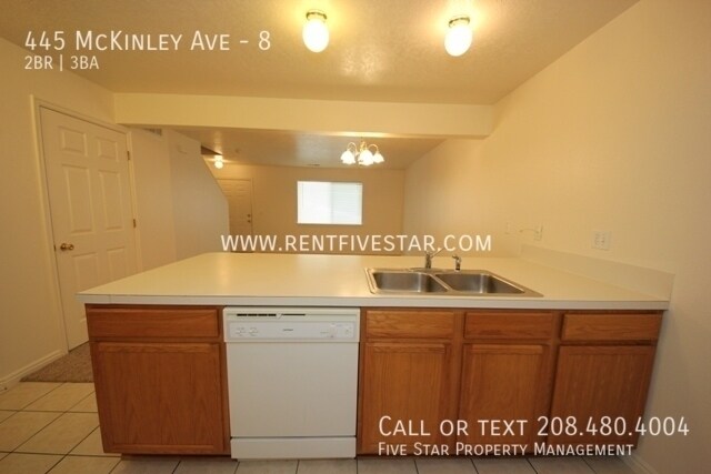 Building Photo - 445 McKinley Ave