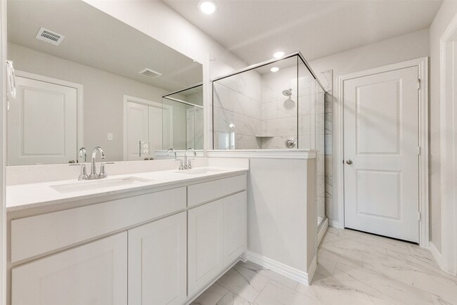 Building Photo - 265 Sutter Mill Rd