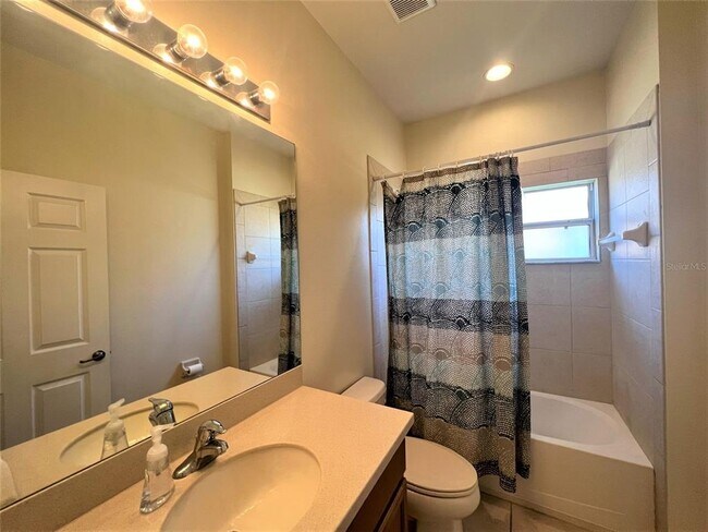 Building Photo - 11721 Manistique Way