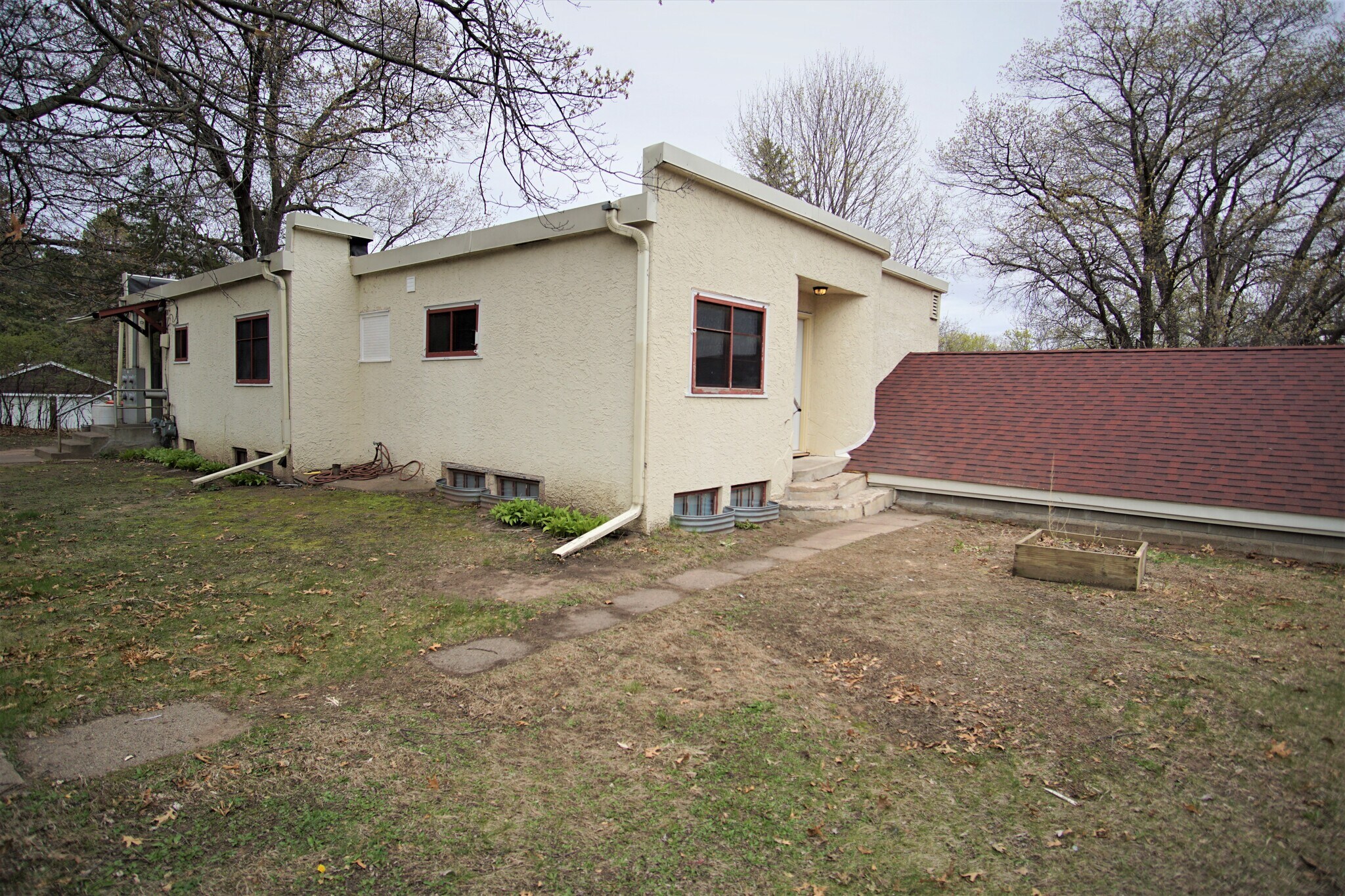 Building Photo - 15234 Upper 61st St N