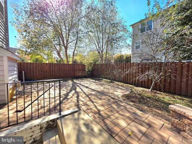 Building Photo - 8346 Middle Ruddings Dr