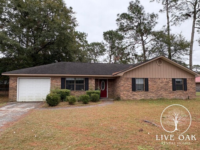 Building Photo - MOVE-IN SPECIAL: $500 OFF 1st MONTH'S RENT!**