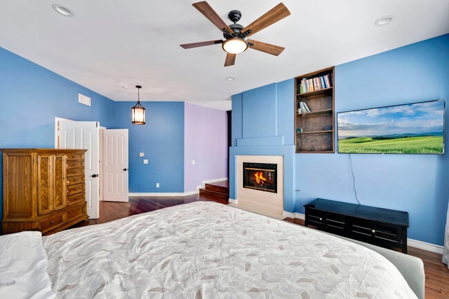 Building Photo - 9598 Naples Dr
