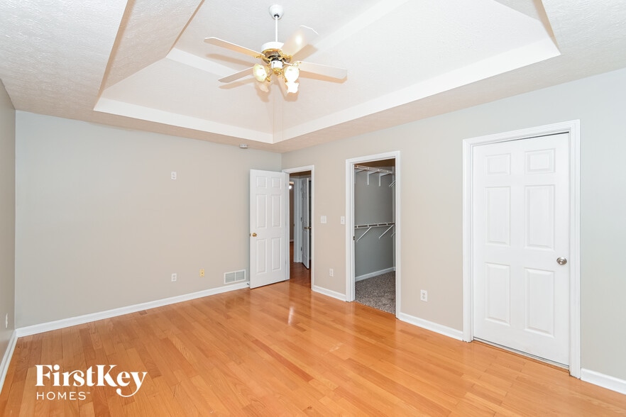 Building Photo - 1651 Sloping Tree Way