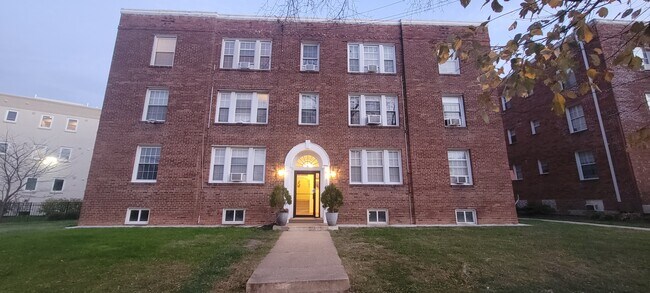 Front of building - 5061 New Hampshire Ave NW