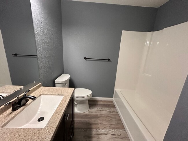 Interior Photo - WSquareWest
