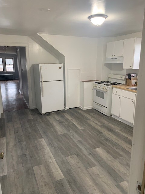Building Photo - 2738 N 73rd Ave