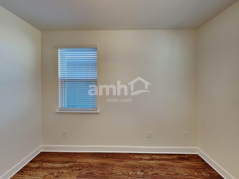 Building Photo - 3787 Lake Bluff Loop