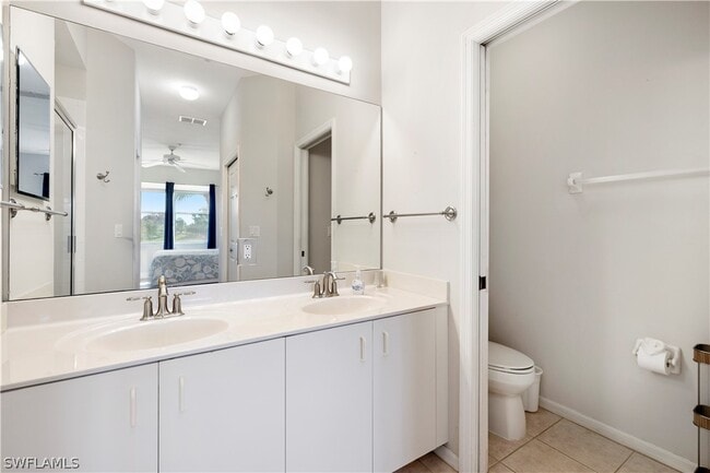 Building Photo - 2290 Carrington Ct