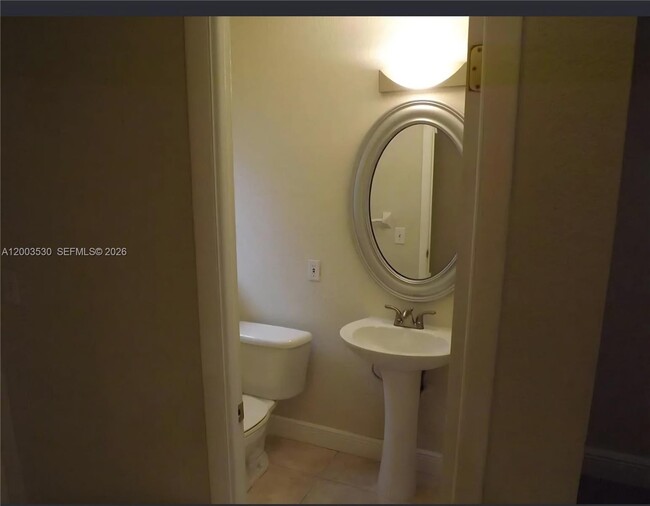 Building Photo - 6709 N Kendall Dr