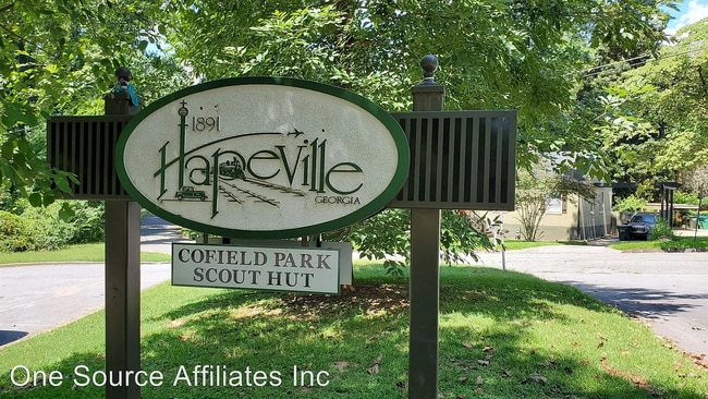 Building Photo - Rent a Community..Prime Location