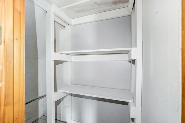 Building Photo - 29 N Main St