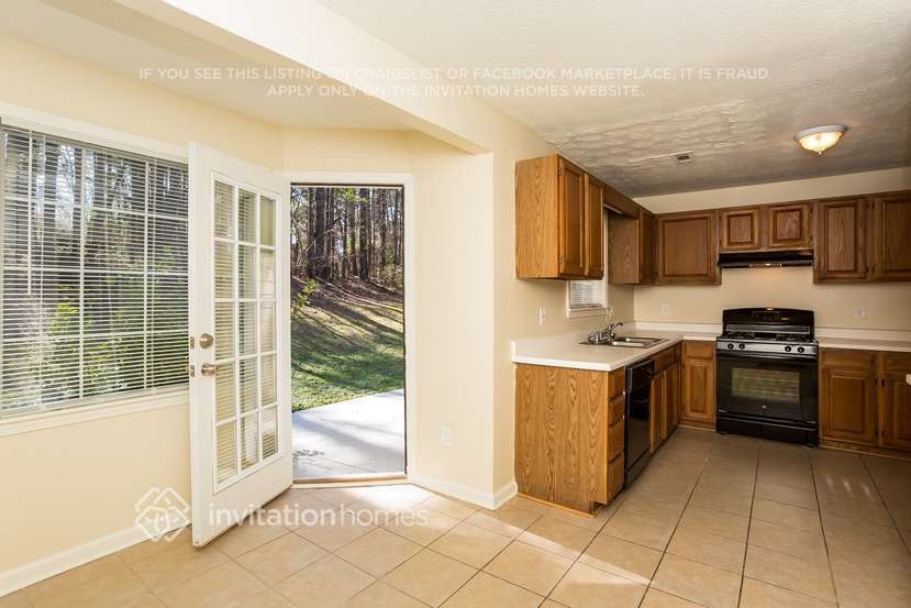 Building Photo - 845 Rambling Rose Ct NW