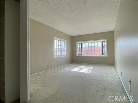 Building Photo - 9116 McBride River Ave