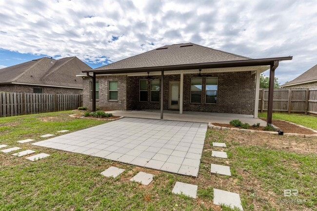 Building Photo - 660 Turquoise Dr
