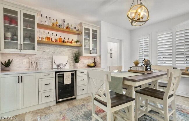 Building Photo - 7277 Sashaying Spirit Ct