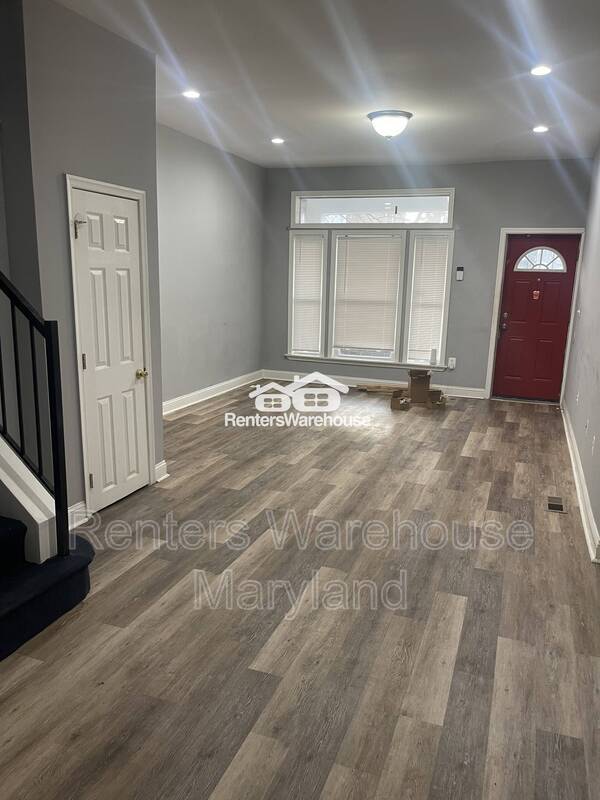 Building Photo - 1427 Poplar Grove St