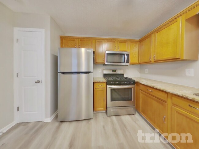 Building Photo - 102 Bonnabel Ct